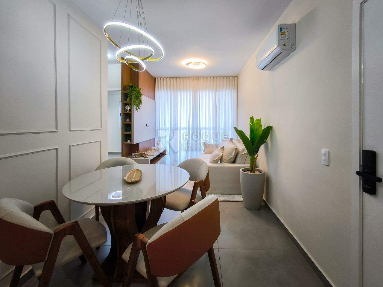 Apartamento à venda no bairro Vale das Esmeraldas: SALA DE JANTAR