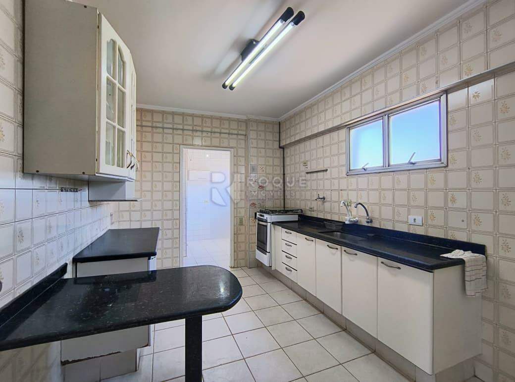 Apartamento para aluguel no bairro Centro: Cozinha 
