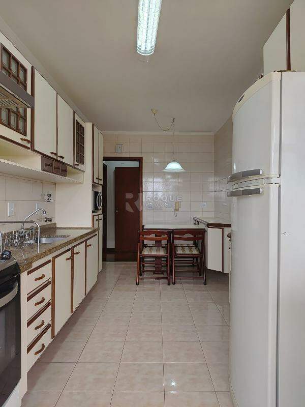 Apartamento à venda no bairro Centro: Cozinha 