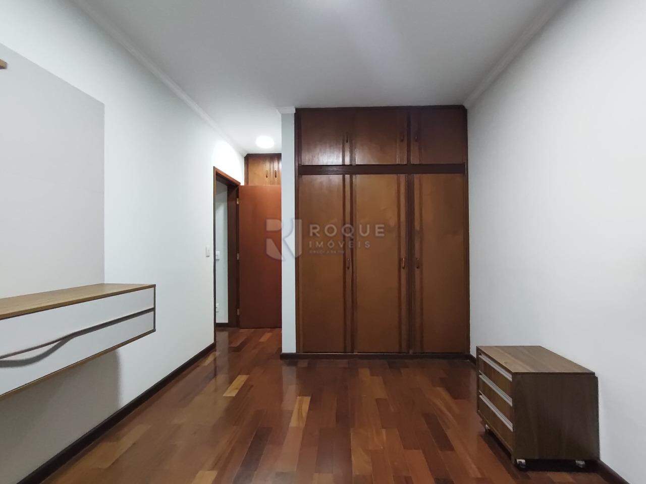 Apartamento à venda no bairro Centro: Dormitório suíte