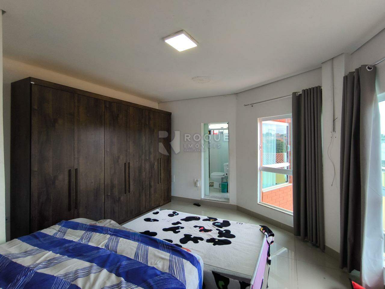 Casa Residencial à venda no bairro Residencial Nobreville: SUÍTE