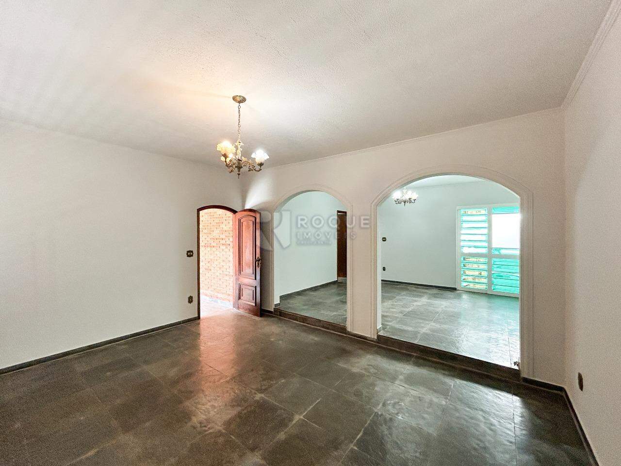 Casa Residencial para aluguel no bairro Vila Claudia: Sala