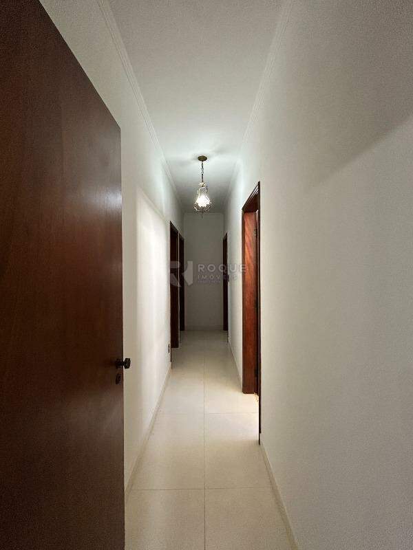 Casa Residencial para aluguel no bairro Vila Claudia: Hall