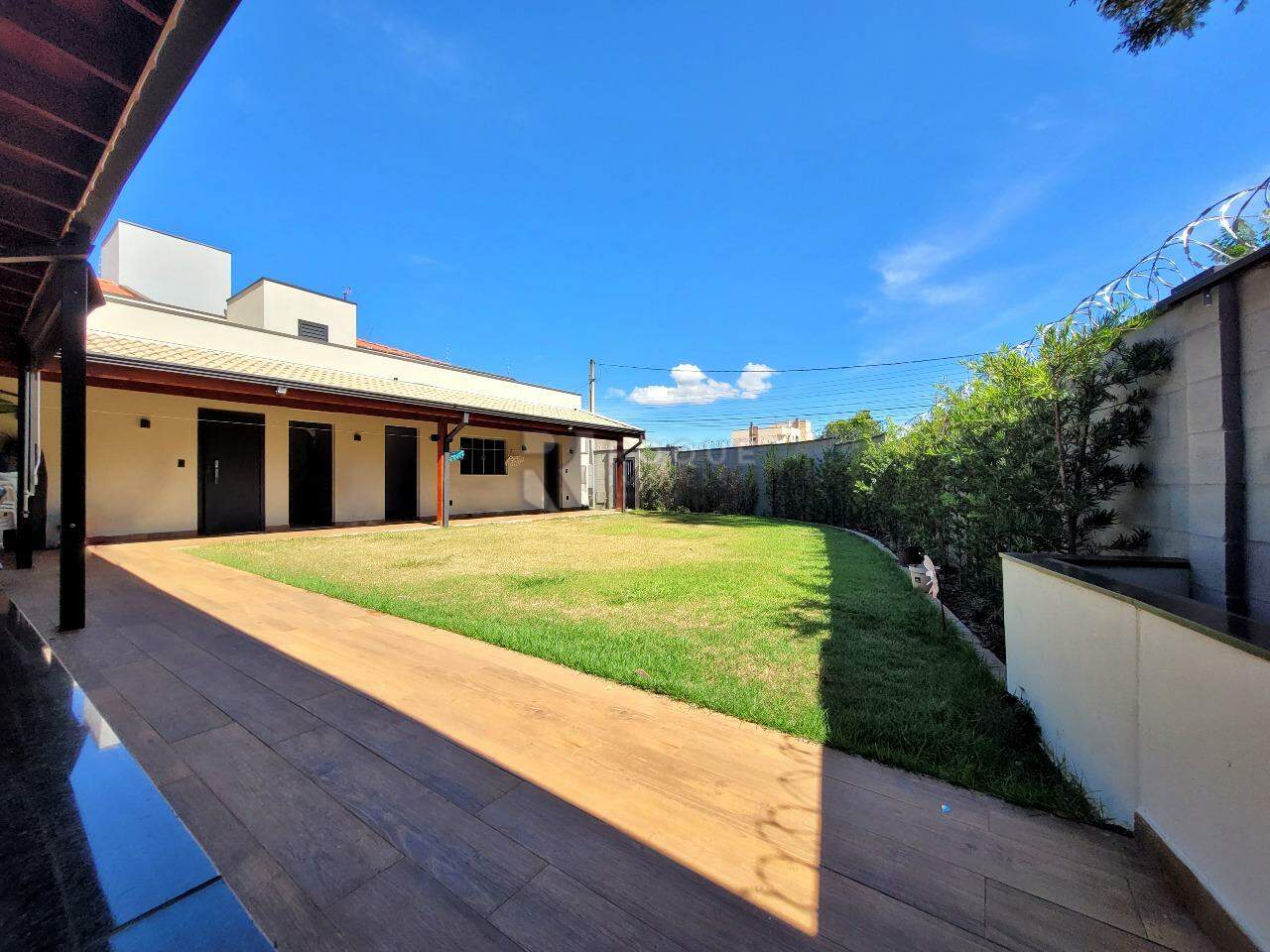 Casa Residencial à venda no bairro Jardim Canaa: Acesso
