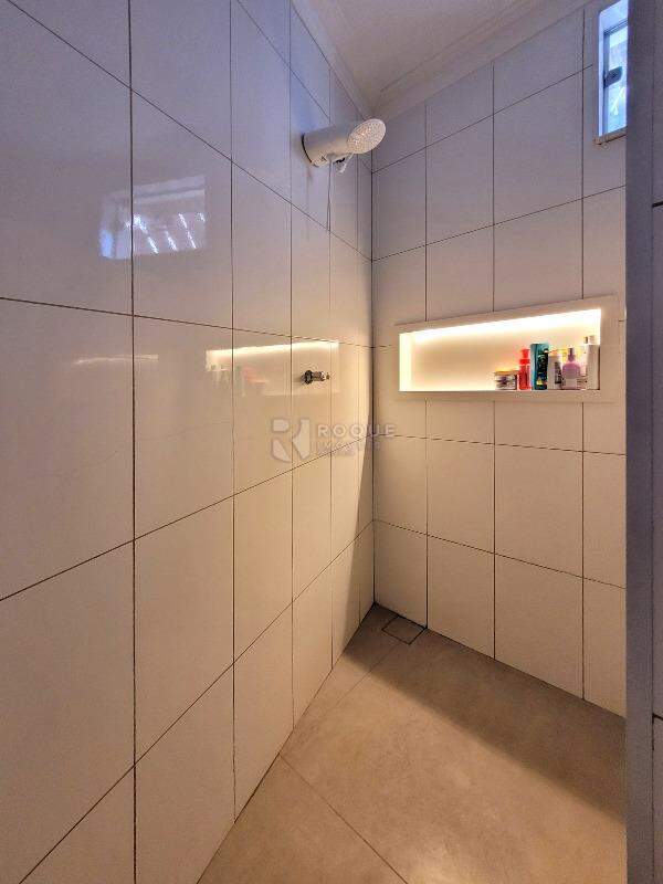Casa Residencial à venda no bairro Jardim Canaa: WC Suíte