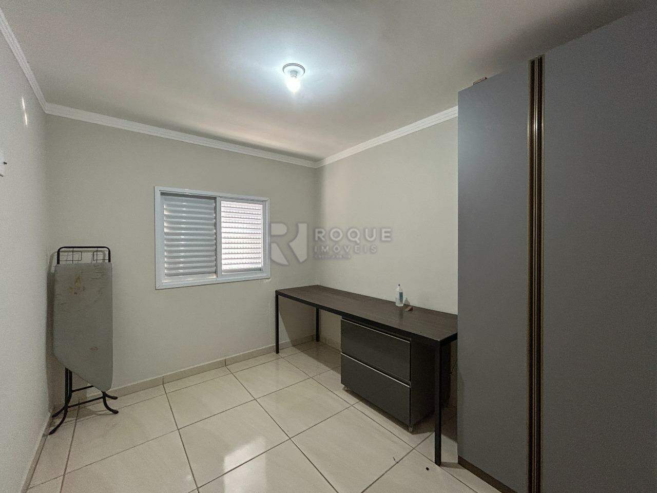 Apartamento para aluguel no bairro Residencial Chácara São José: Dormitório 2