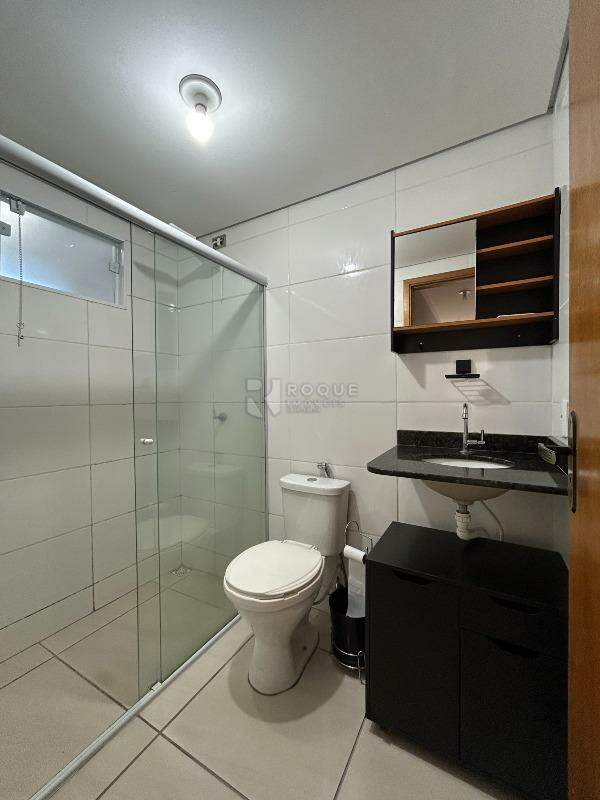 Apartamento para aluguel no bairro Residencial Chácara São José: WC social 