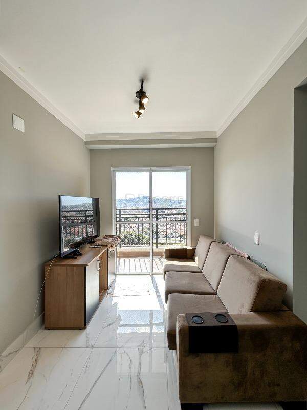 Apartamento para aluguel no bairro Jardim Santa Adélia: Sala