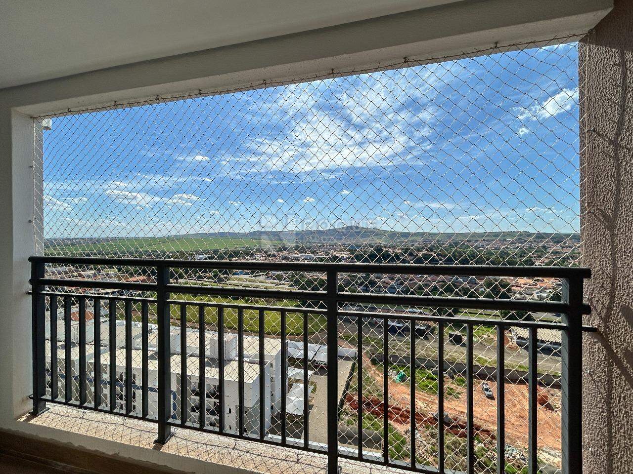 Apartamento para aluguel no bairro Jardim Santa Adélia: Sacada