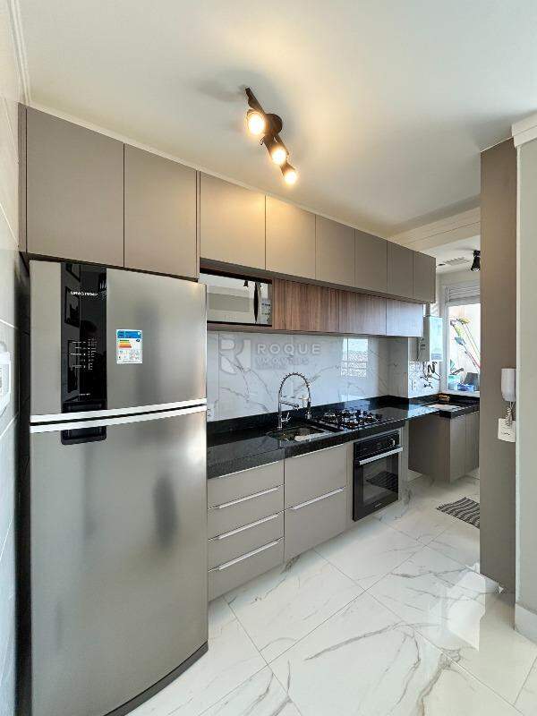 Apartamento para aluguel no bairro Jardim Santa Adélia: Cozinha