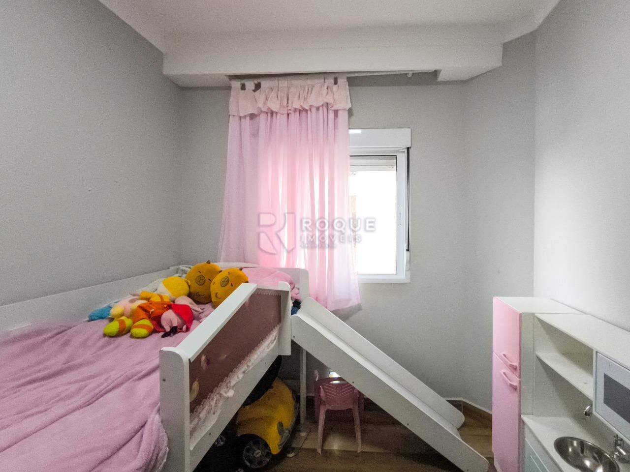 Apartamento à venda no bairro Chácaras Antonieta: DORMITÓRIO 2