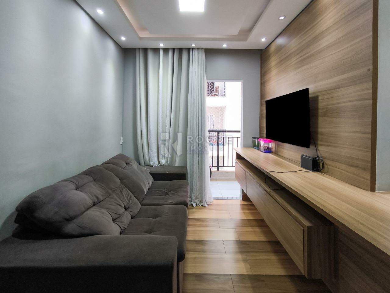 Apartamento à venda no bairro Chácaras Antonieta: SALA DE ESTAR