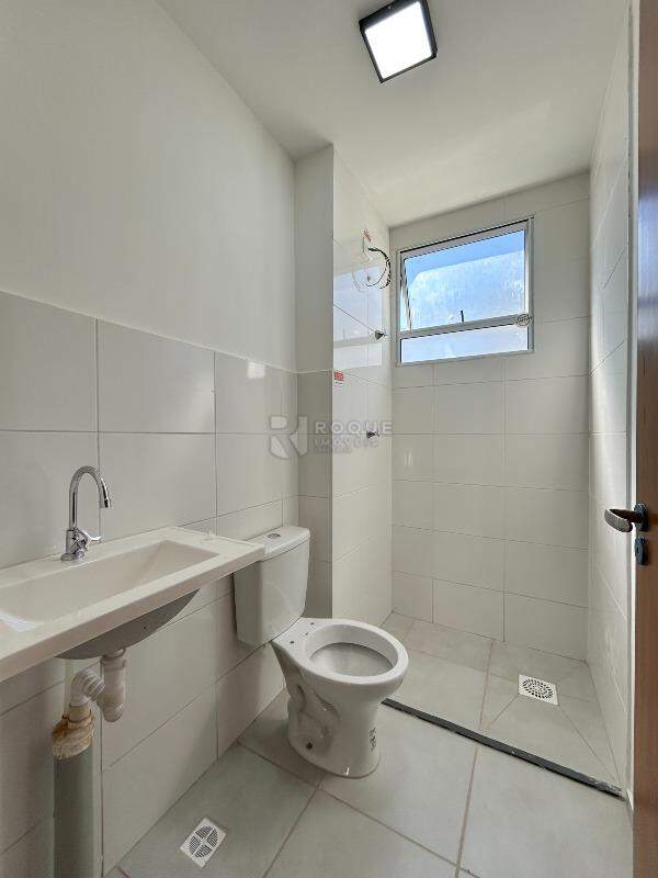 Apartamento para aluguel no bairro Fazenda Duas Barras: WC social