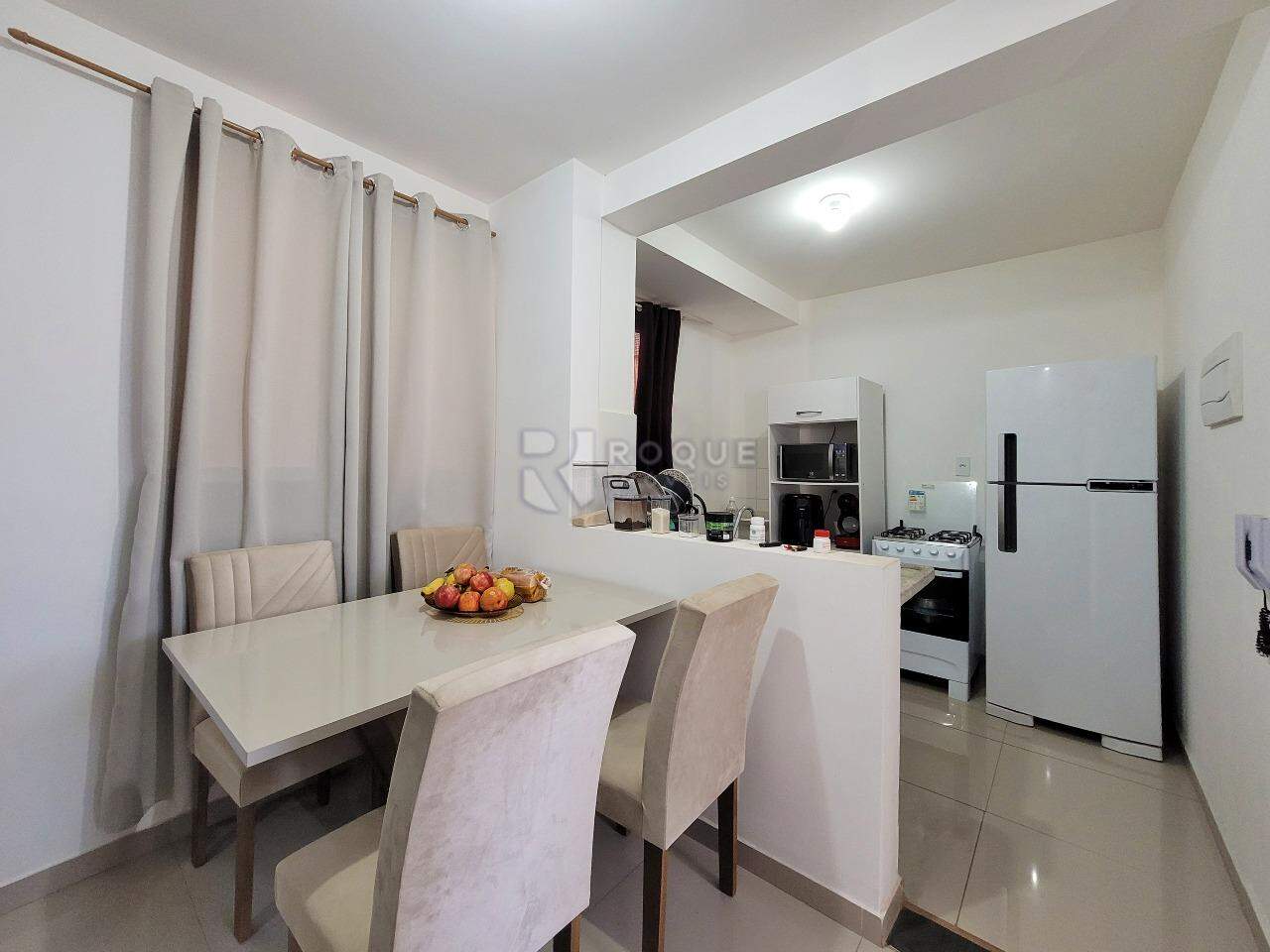 Apartamento à venda no bairro Jardim Colina Verde: Sala