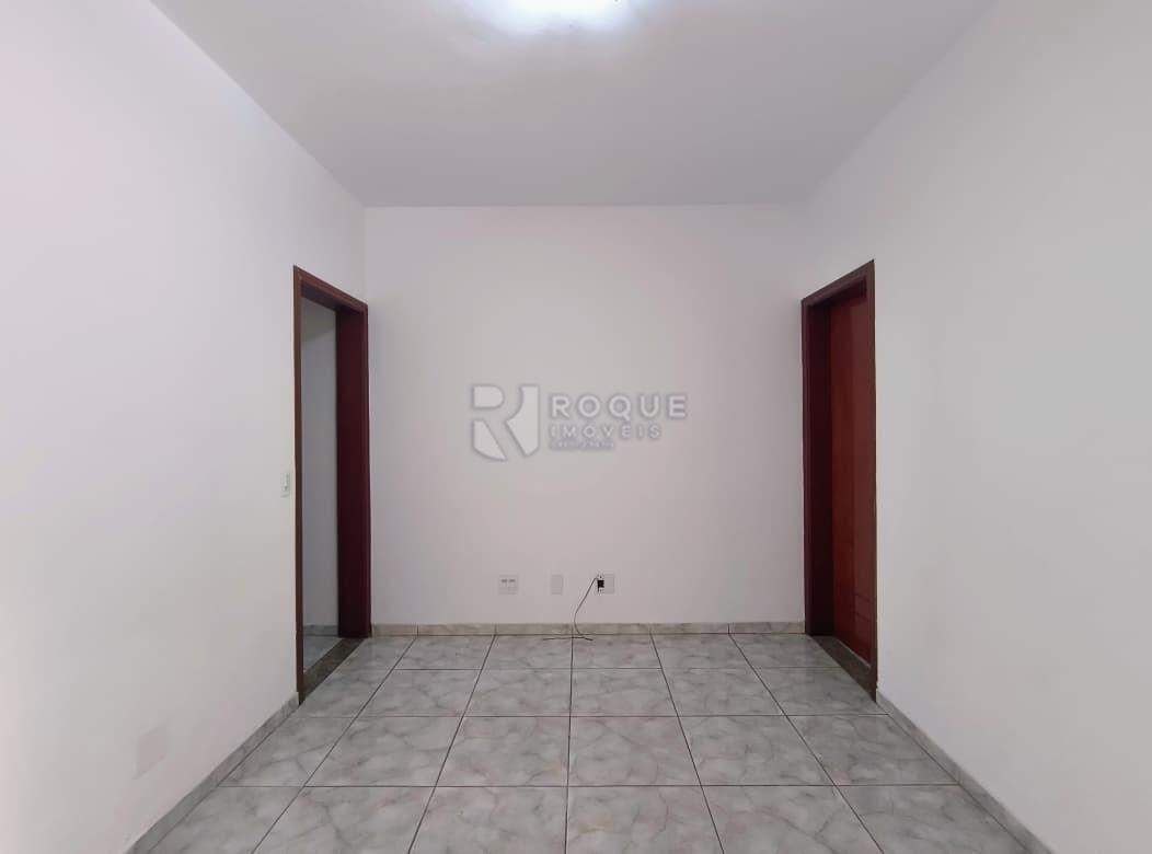Casa Residencial à venda no bairro Jardim Residencial Graminha II: Sala