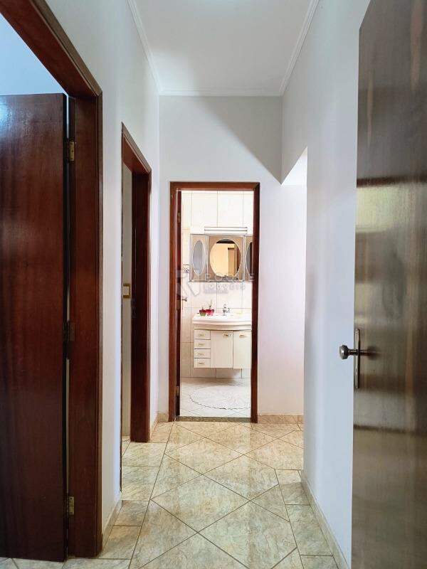 Casa Residencial para aluguel no bairro Vila Santa Lina: Hall