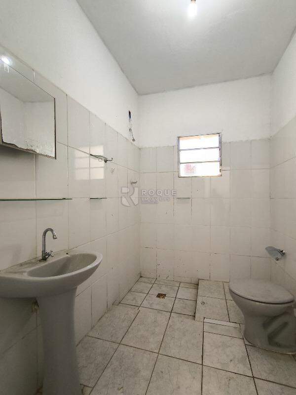 Casa Residencial à venda no bairro Vila Camargo: BANHEIRO SOCIAL