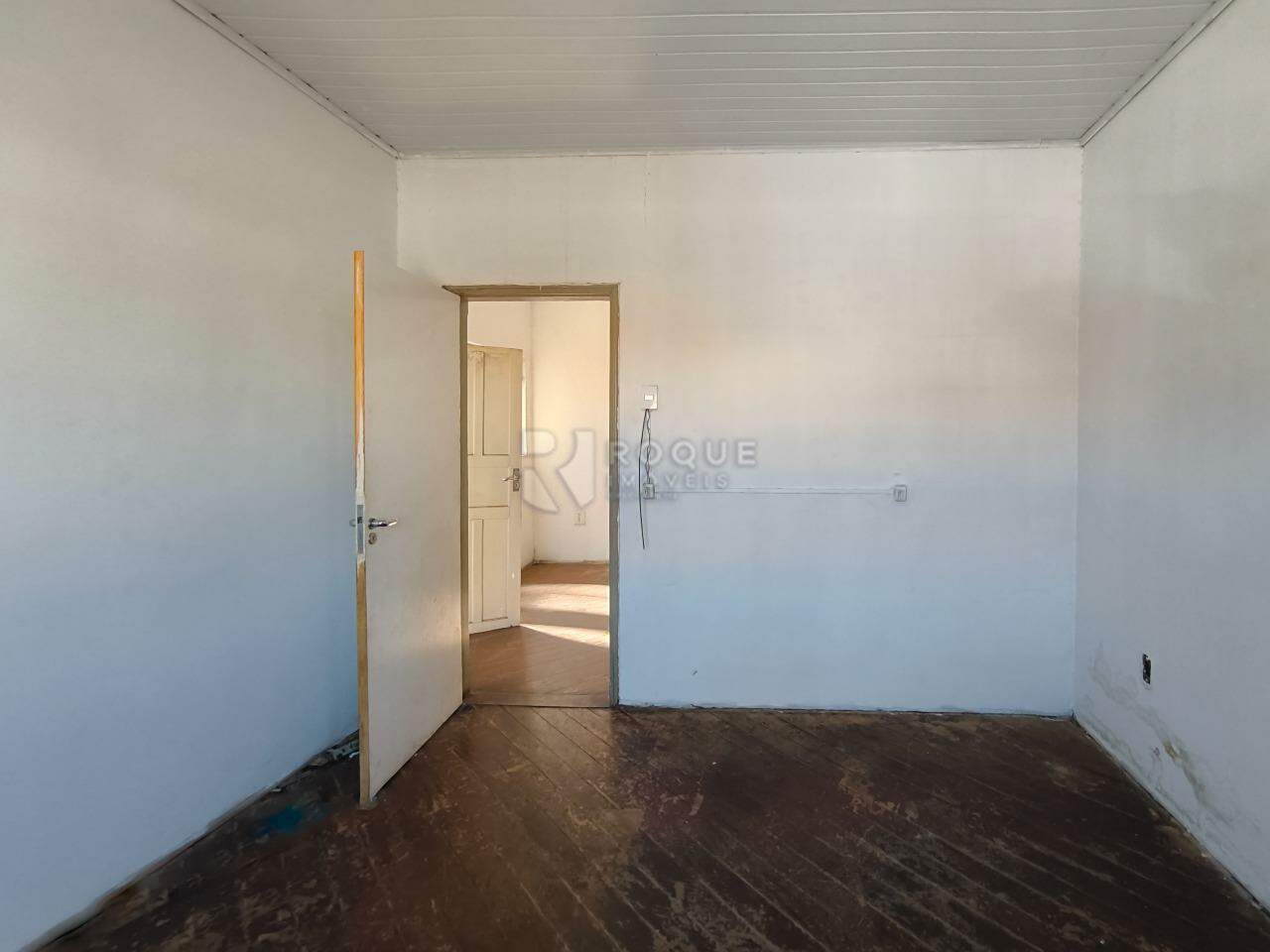 Casa Residencial à venda no bairro Vila Camargo: DORMITÓRIO 1