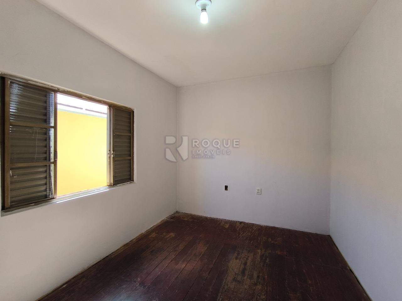 Casa Residencial à venda no bairro Vila Camargo: DORMITÓRIO 2