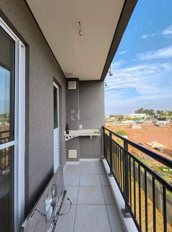 Apartamento para aluguel no bairro Jardim Esteves: Sacada