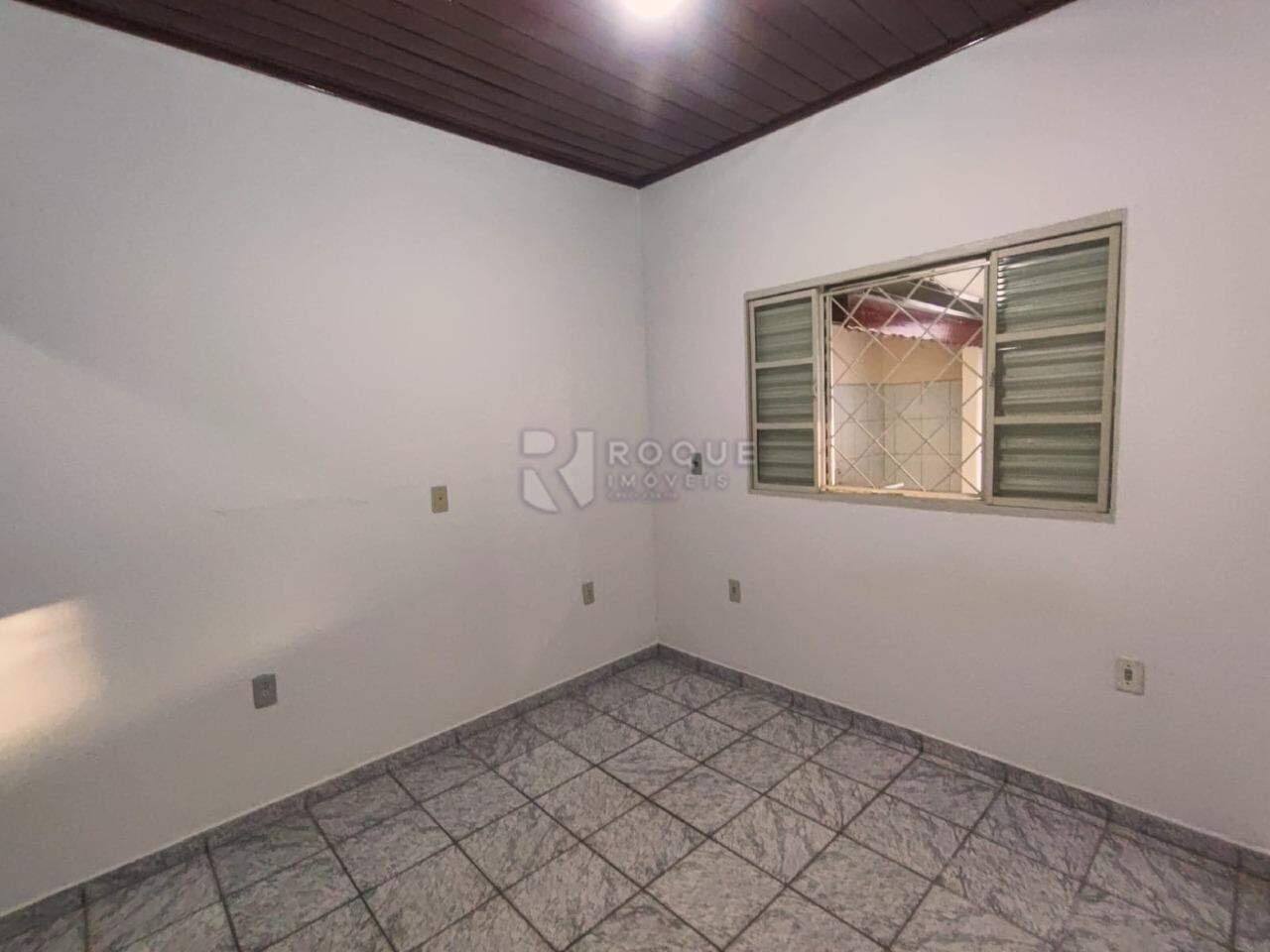 Casa Residencial para aluguel no bairro Jardim Residencial Dona Santina Paroli Peccinini: Dormitório 2 suíte