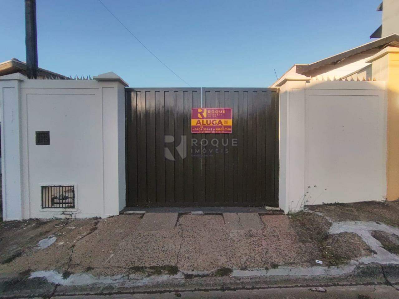 Casa Residencial para aluguel no bairro Jardim Residencial Dona Santina Paroli Peccinini: Fachada