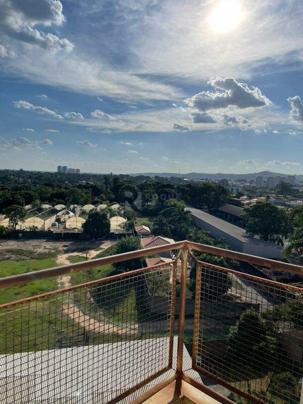 Apartamento para aluguel no bairro Vila Camargo: Vista sacada