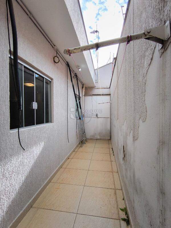 Casa Residencial à venda no bairro Jardim Residencial Alto da Graminha: ÁREA DE VARAL