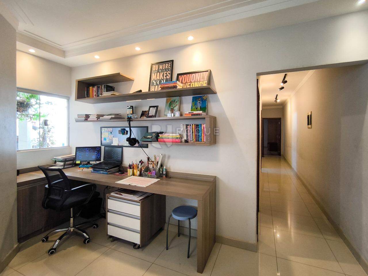 Casa Residencial à venda no bairro Jardim Residencial Alto da Graminha: HOME OFFICE