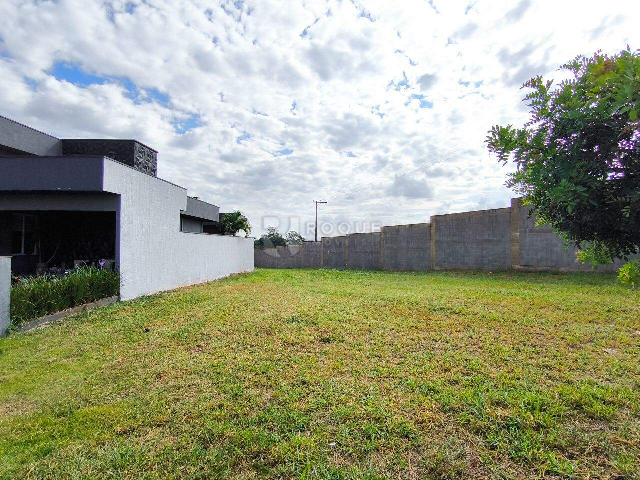 Terreno em condomínio à venda no bairro Residenciais Fazenda Itapema: 