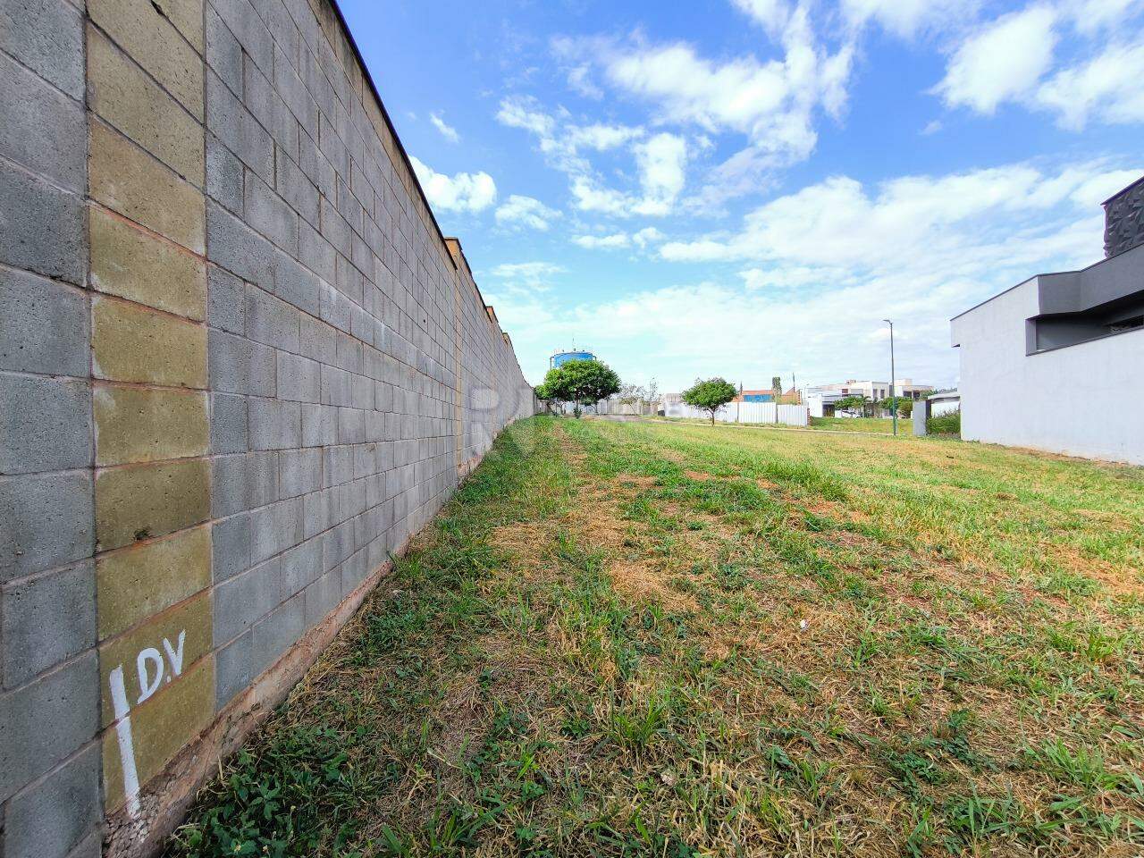 Terreno em condomínio à venda no bairro Residenciais Fazenda Itapema: 