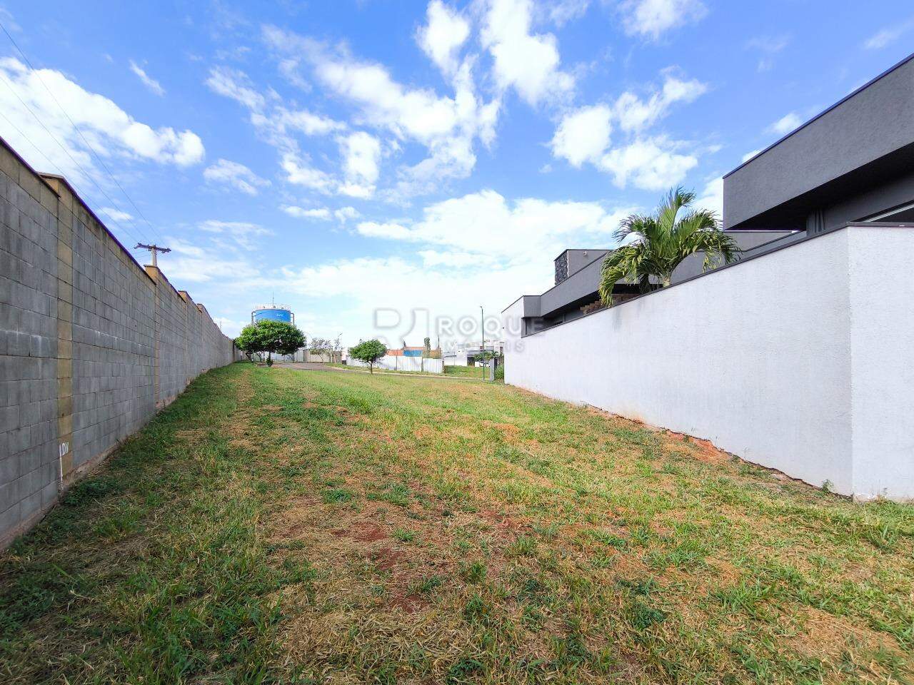 Terreno em condomínio à venda no bairro Residenciais Fazenda Itapema: 