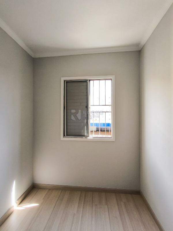 Apartamento à venda no bairro Parque Egisto Ragazzo: DORMITÓRIO 2