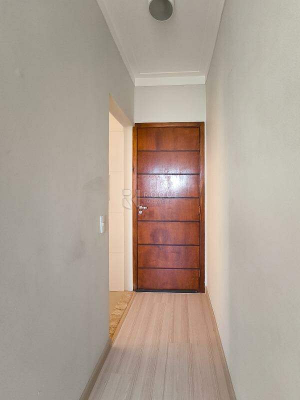Apartamento à venda no bairro Parque Egisto Ragazzo: HALL DE ENTRADA