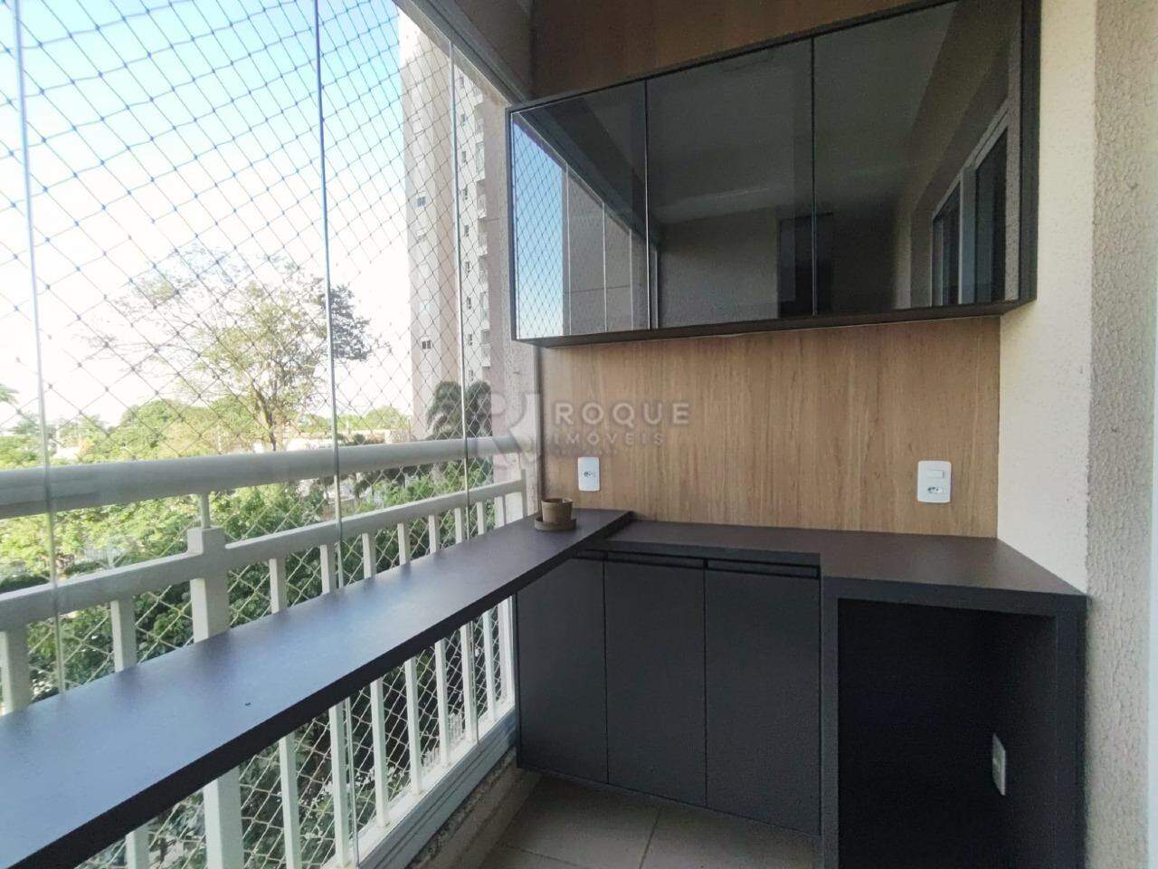 Apartamento para aluguel no bairro Jardim Senador Vergueiro: Varanda