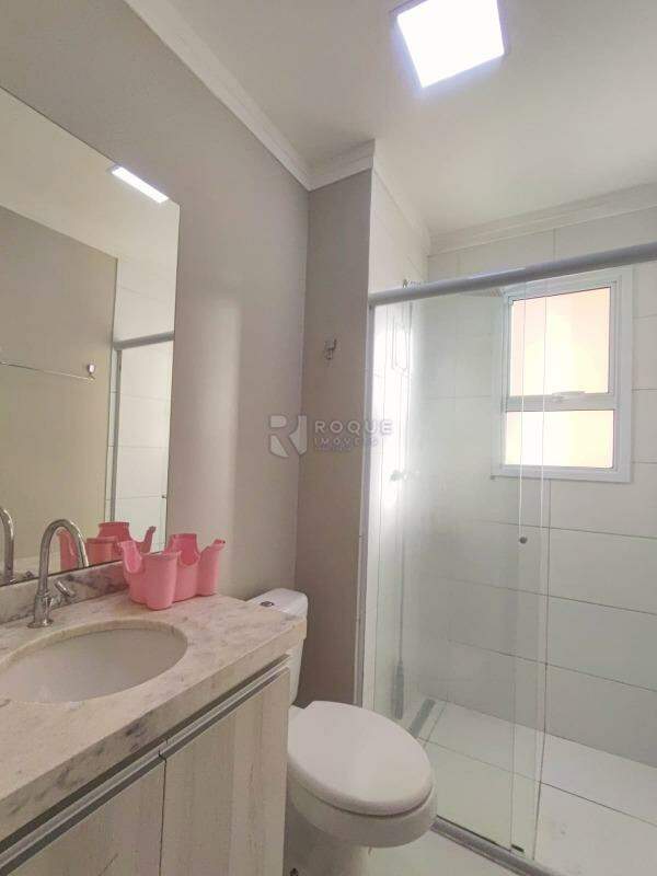Apartamento para aluguel no bairro Jardim Senador Vergueiro: WC social