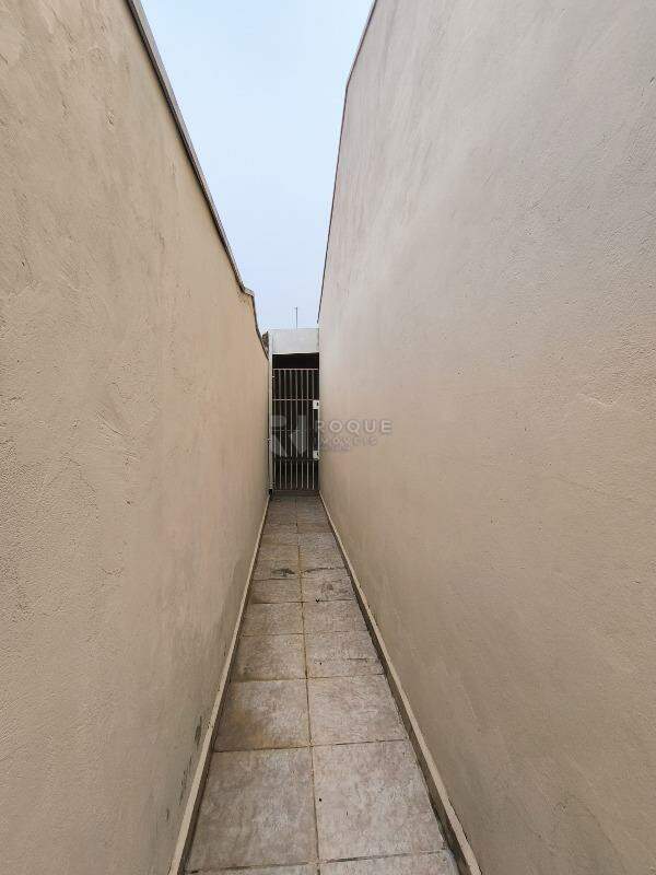 Casa Residencial à venda no bairro Conjunto Habitacional Manoel Francisco: LATERAL EXTERNA