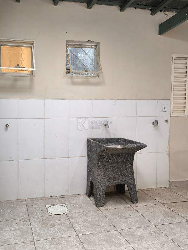 Casa Residencial à venda no bairro Conjunto Habitacional Manoel Francisco: LAVANDERIA