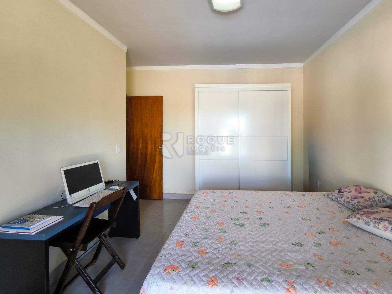Chácara à venda no bairro Bairro dos Pereiras: DORMITÓRIO 2