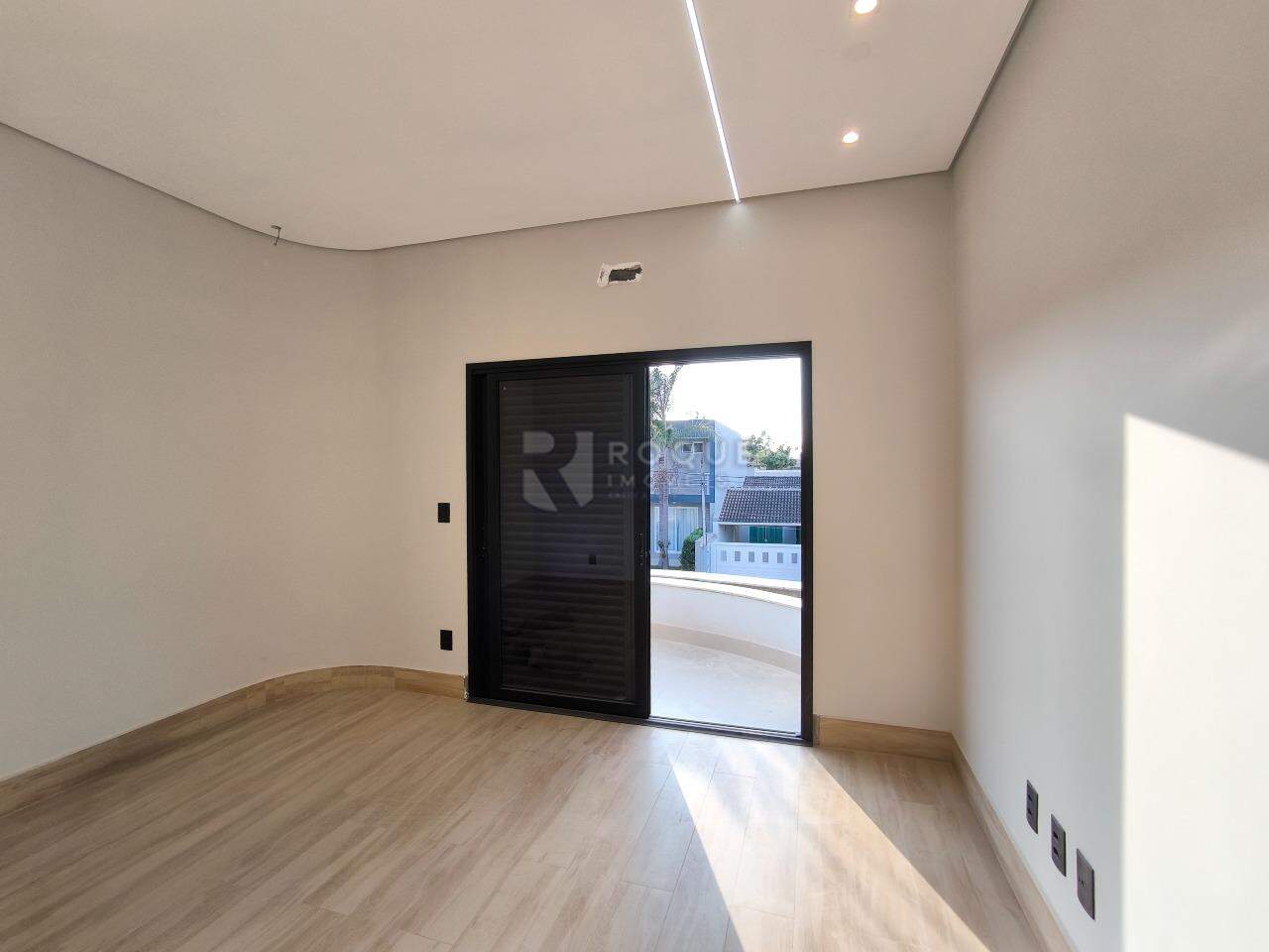 Casa em condomínio à venda no bairro Residencial Jardim dos Ipês: DORMITÓRIO 1
