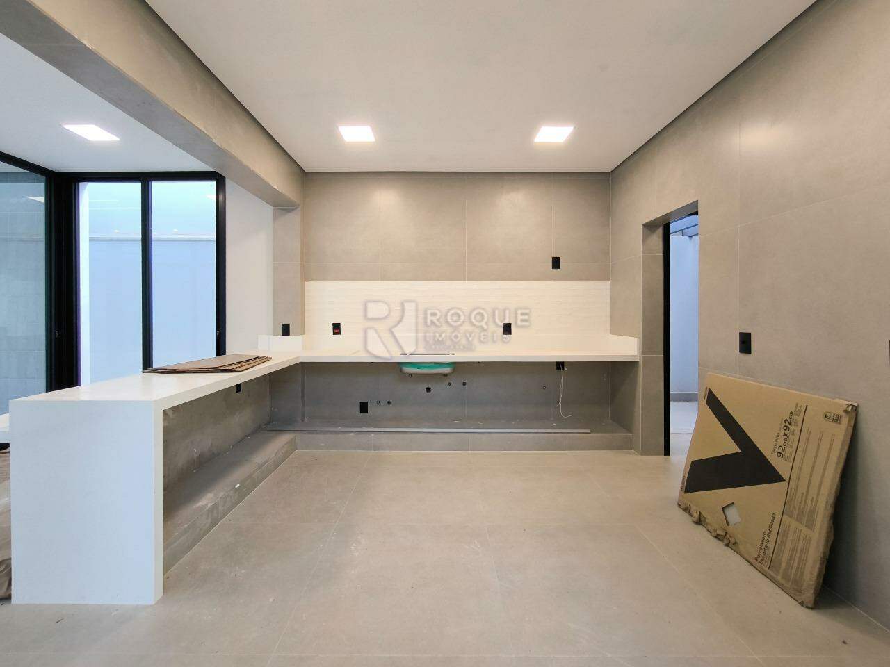 Casa em condomínio à venda no bairro Residencial Jardim dos Ipês: COZINHA