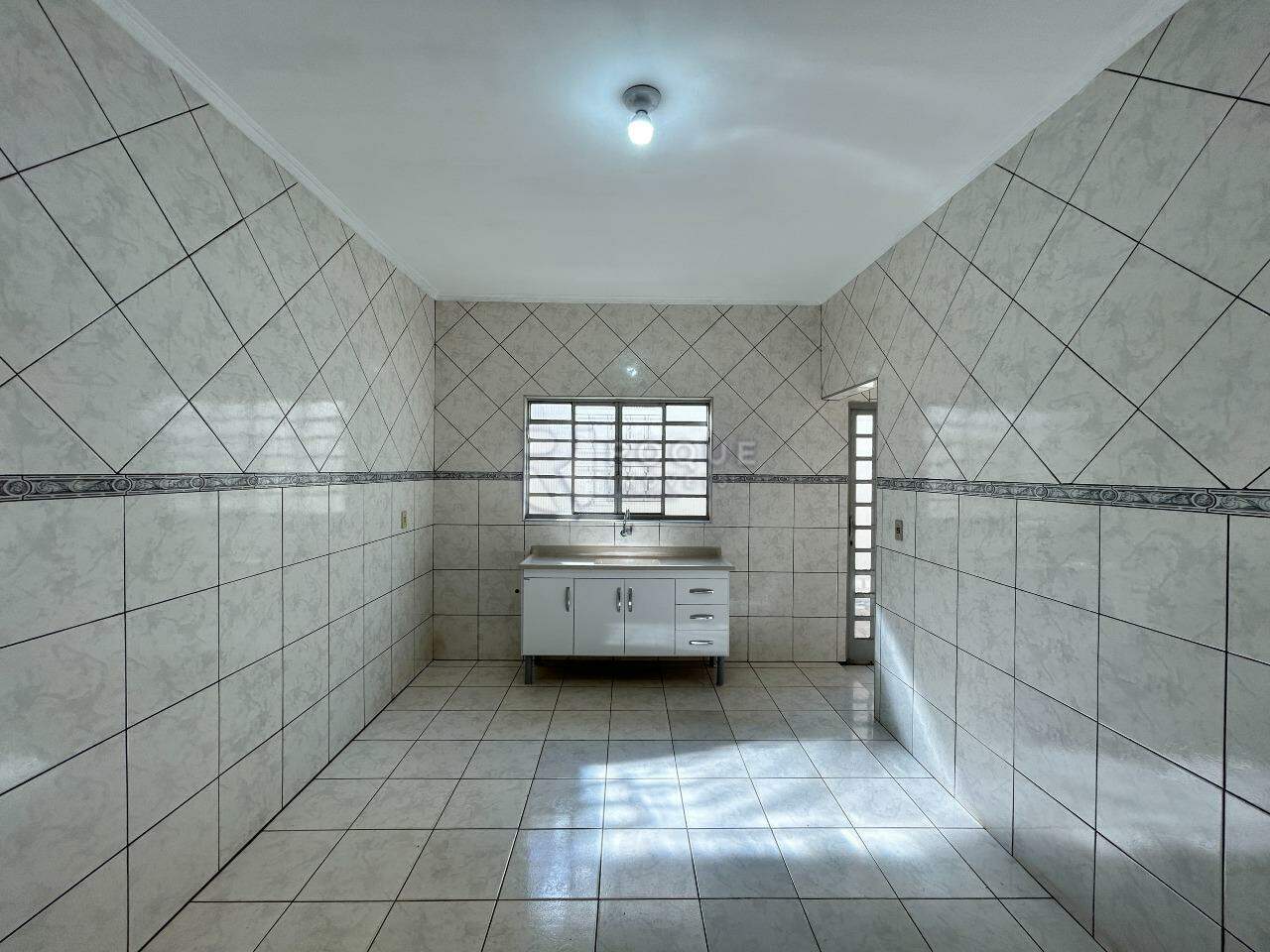 Casa Residencial para aluguel no bairro Parque Residencial Santa Eulália: Cozinha