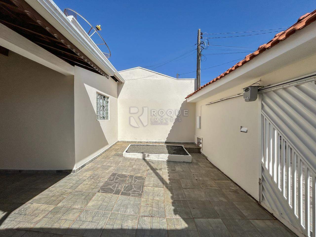 Casa Residencial para aluguel no bairro Parque Residencial Santa Eulália: Frente 