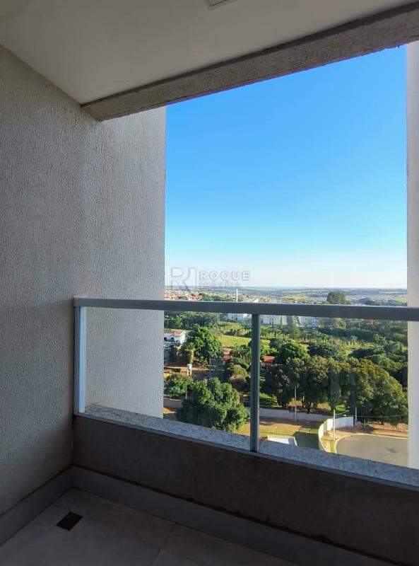 Apartamento para aluguel no bairro Vale das Esmeraldas: Sacada