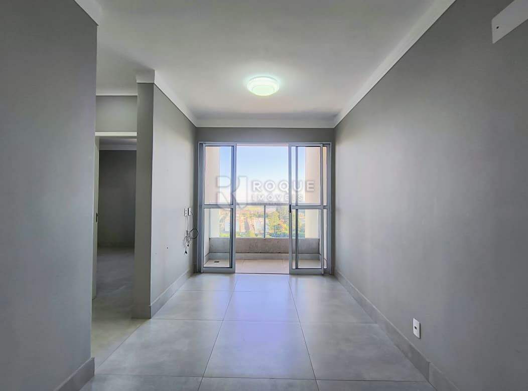Apartamento para aluguel no bairro Vale das Esmeraldas: Sala