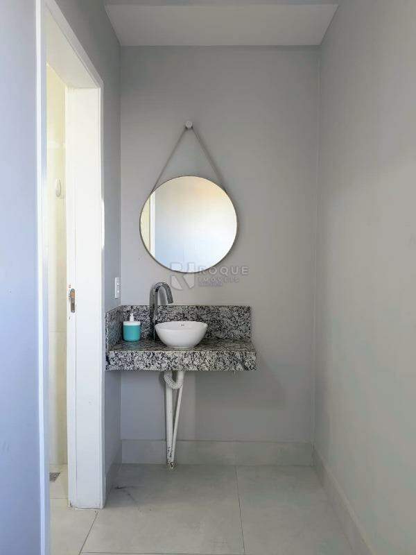Apartamento para aluguel no bairro Vale das Esmeraldas: Lavabo