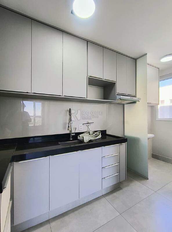Apartamento para aluguel no bairro Vale das Esmeraldas: Cozinha 
