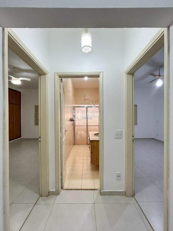 Casa Residencial à venda no bairro Centro: Hall