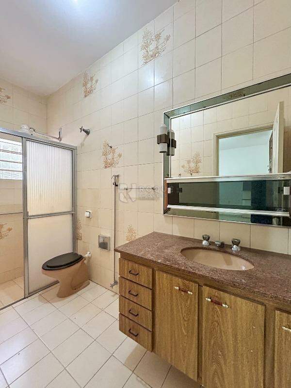 Casa Residencial à venda no bairro Centro: WC Suíte