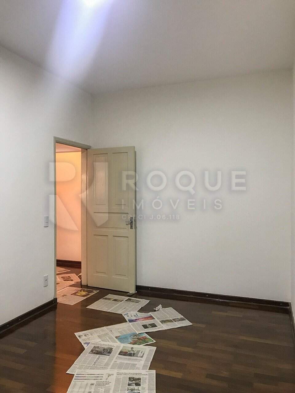 Casa Residencial à venda no bairro Centro: Dormitório 2